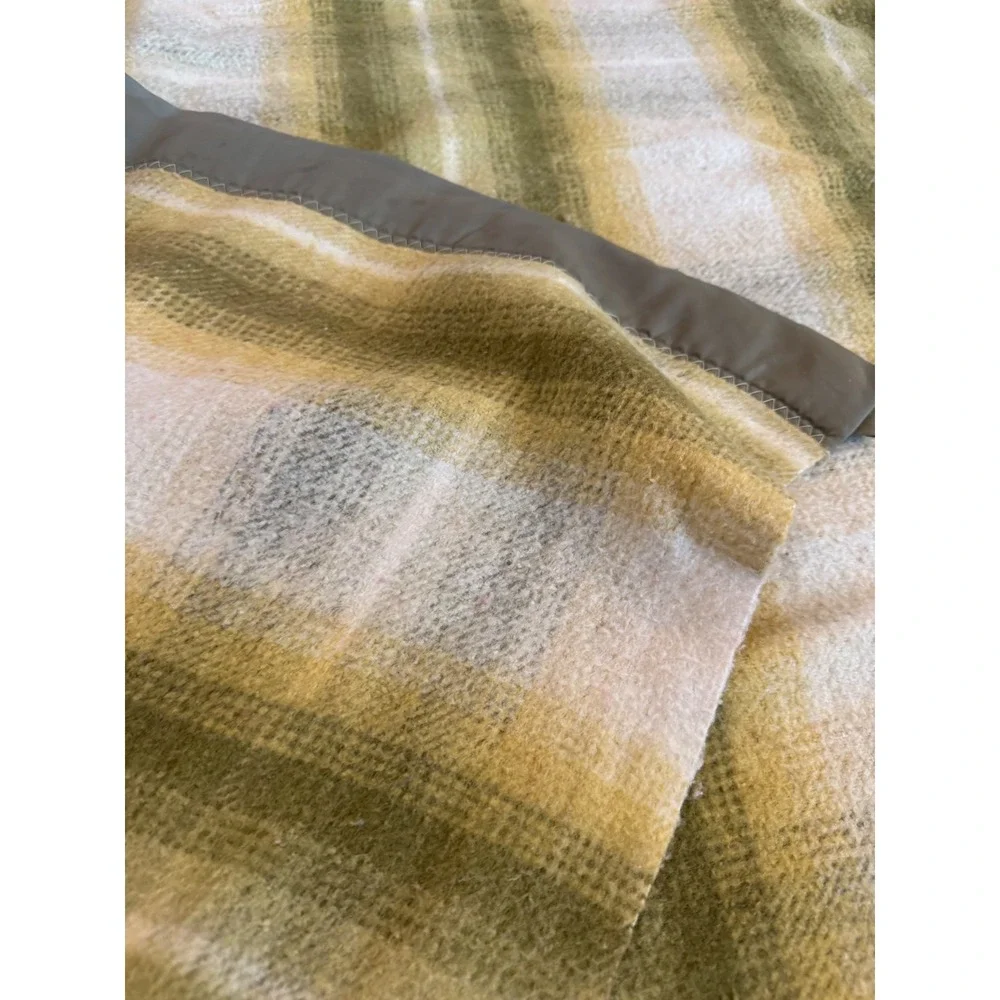 N/A vintage wool